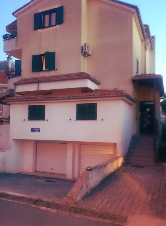 Ferienwohnung Luciana Zadar Exterior foto