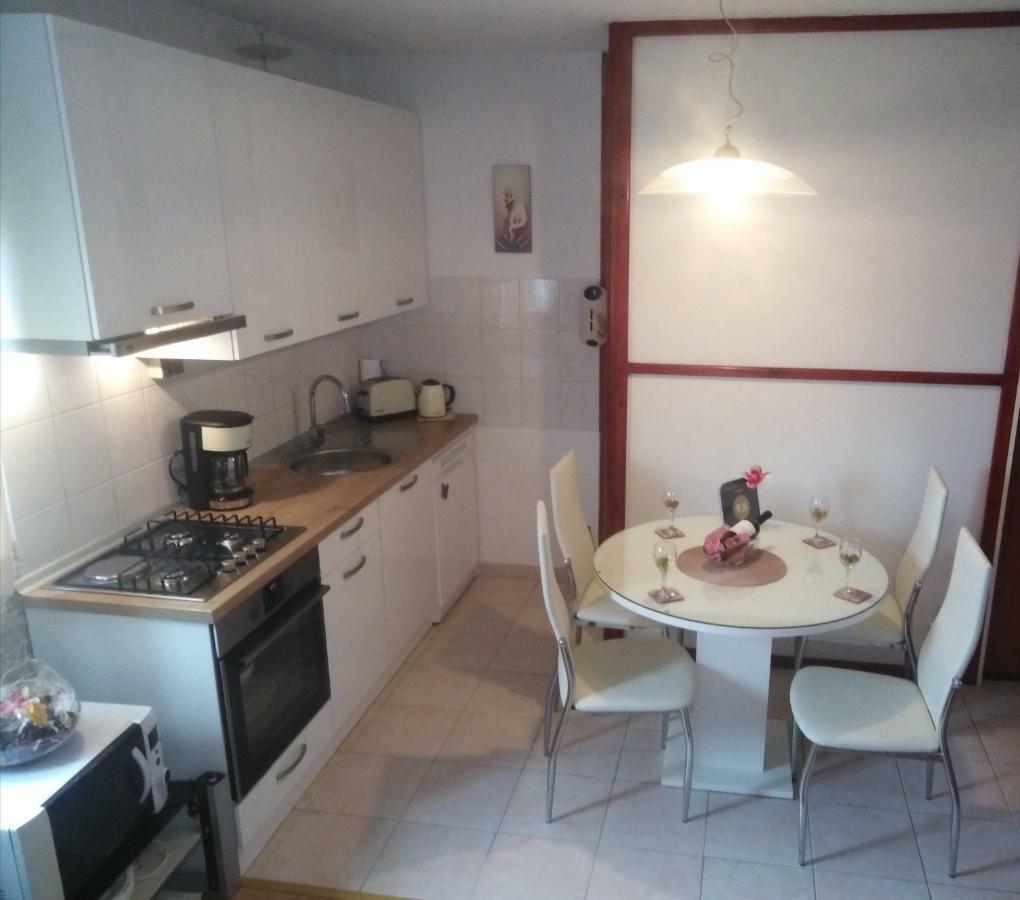 Ferienwohnung Luciana Zadar Exterior foto